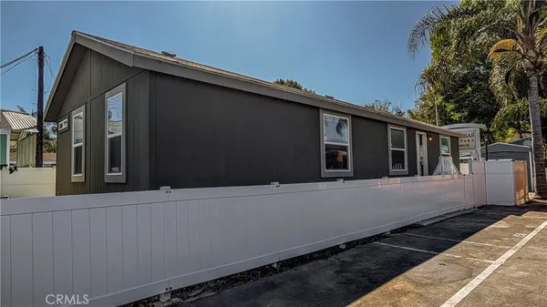 $288,900 | 400 East Arbor Street, Unit 1, Long Beach, CA 90805