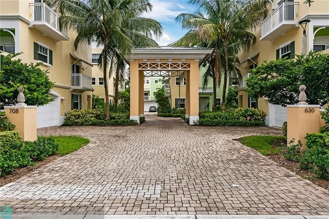 $3,595 | 708 Southeast 15th Street, Unit 3, Fort Lauderdale, FL 33316