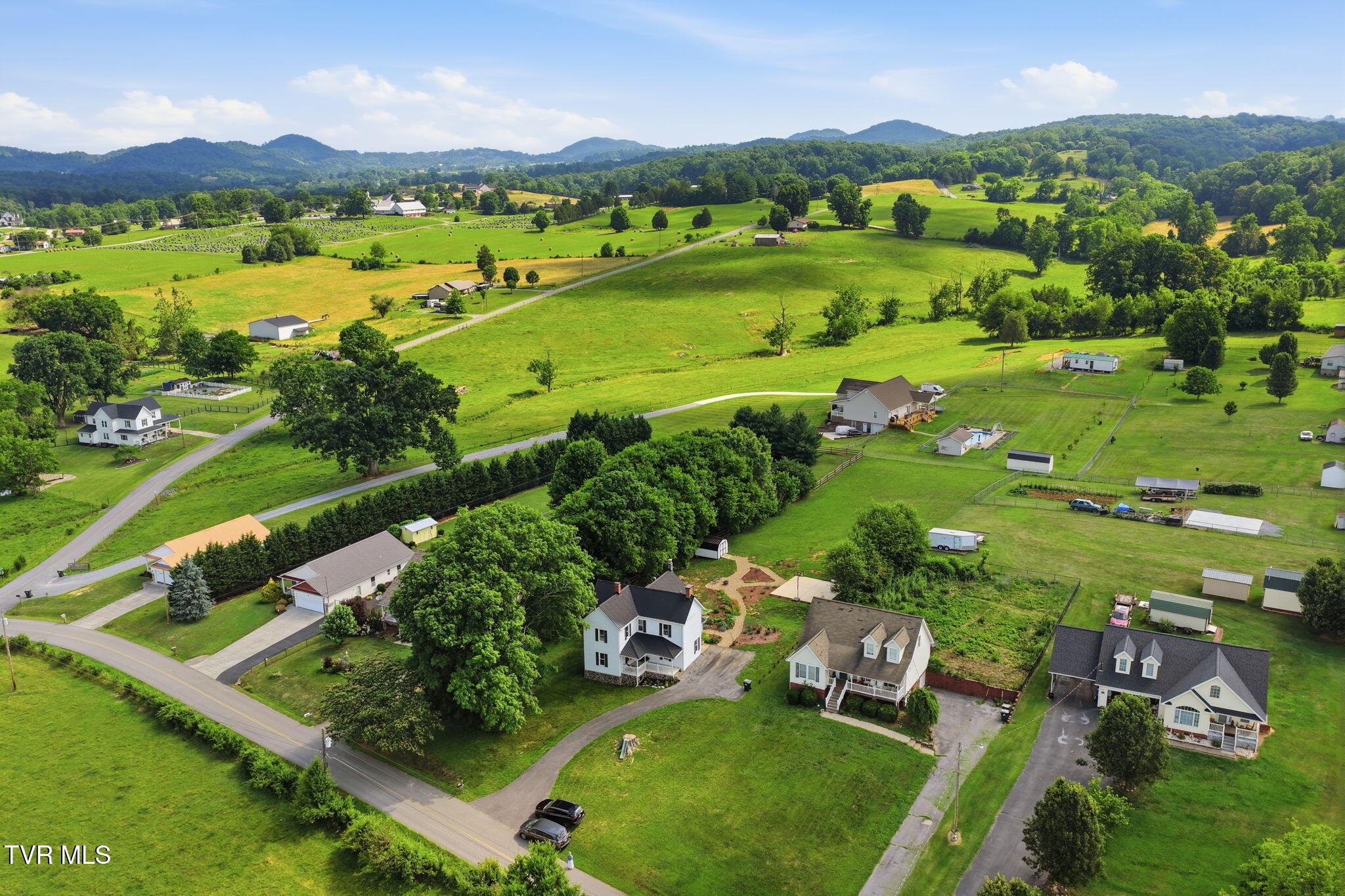 250 5 Oaks Road Jonesborough, TN 37659 - Photo 48 of 48 4-web-or-mls-006_DJI_20260612103344_0592