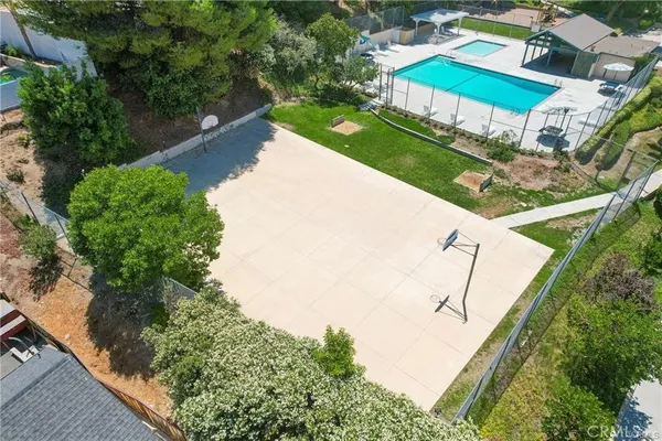 $675,000 | 27440 Annette Jo Circle, Saugus, CA 91350