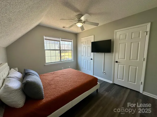 $2,995 | 9501 Pondside Lane, Charlotte, NC 28213