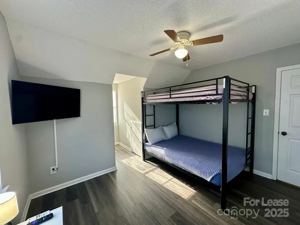 $2,995 | 9501 Pondside Lane, Charlotte, NC 28213