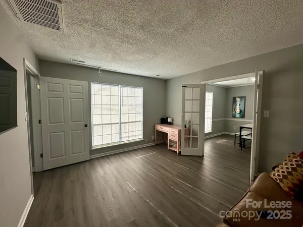 $2,995 | 9501 Pondside Lane, Charlotte, NC 28213