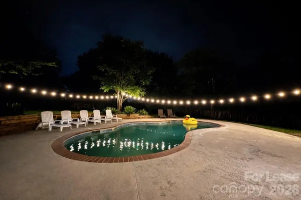 $2,690 | 9501 Pondside Lane, Charlotte, NC 28213