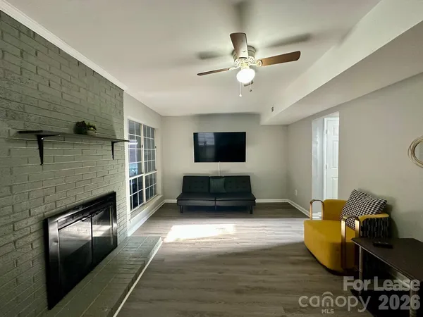 $2,690 | 9501 Pondside Lane, Charlotte, NC 28213