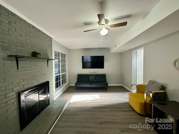 $2,995 | 9501 Pondside Lane, Charlotte, NC 28213