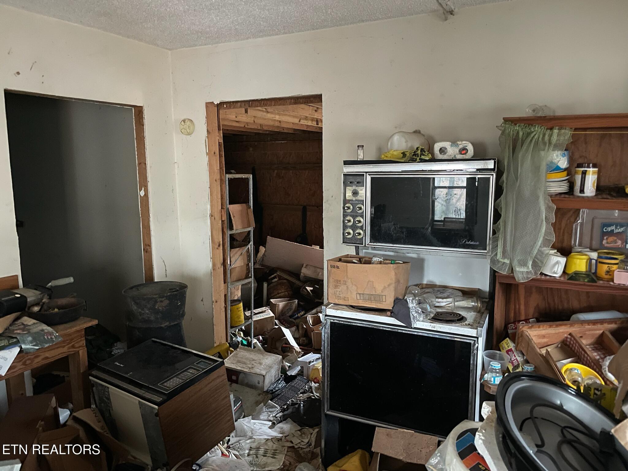 240 Perkins Trail Deer Lodge, TN 37726 - Photo 13 of 26 1000005570