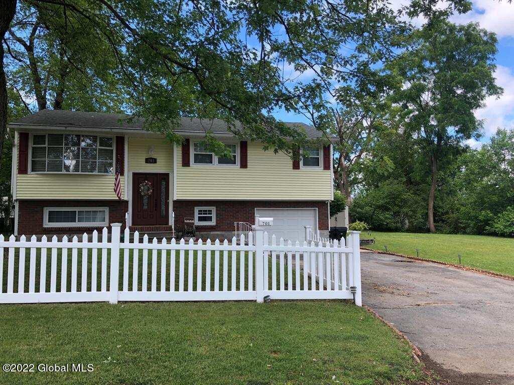 701 Deforest Street Rotterdam, NY 12303 - Photo 2 of 30 IMG-20220610-WA0006