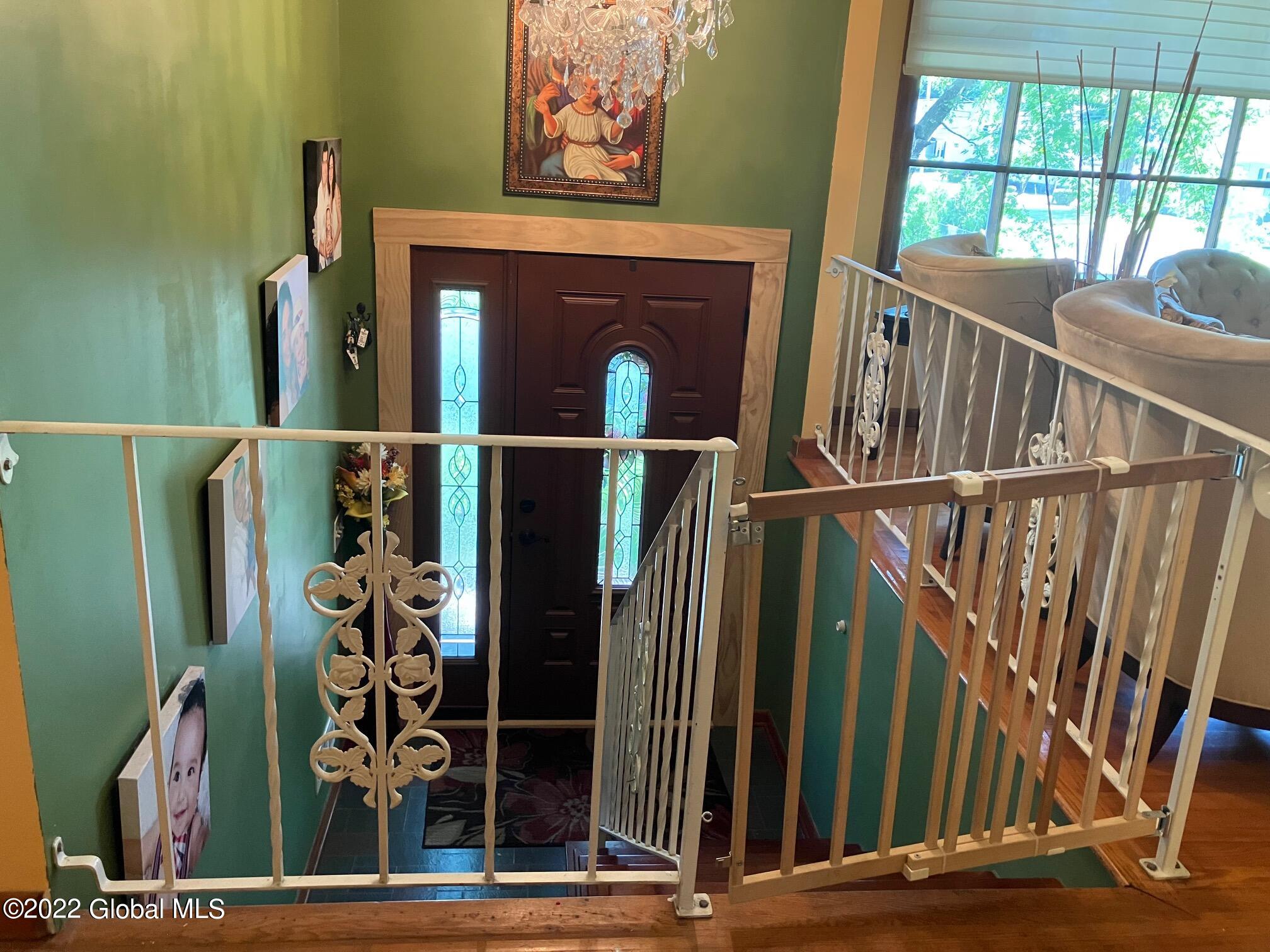 701 Deforest Street Rotterdam, NY 12303 - Photo 9 of 30 IMG_0746