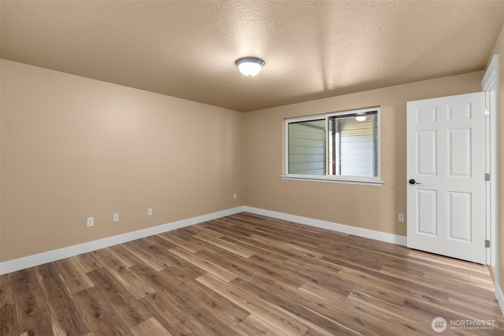 110 Sunny Basin Road Castle Rock, WA 98611 - Photo 16 of 31