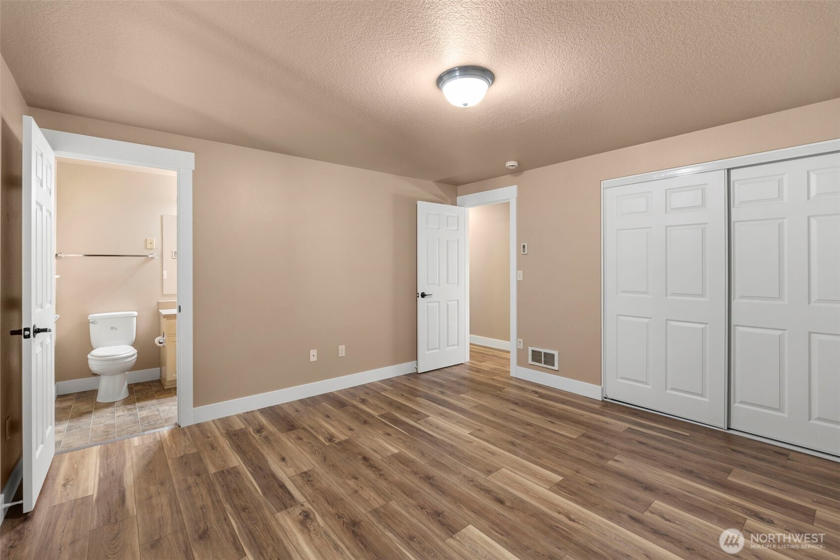 110 Sunny Basin Road Castle Rock, WA 98611 - Photo 18 of 31