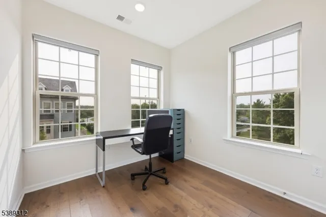 $899,000 | 36 Cortland Court, Livingston, NJ 07039