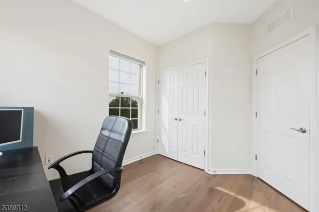 $899,000 | 36 Cortland Court, Livingston, NJ 07039