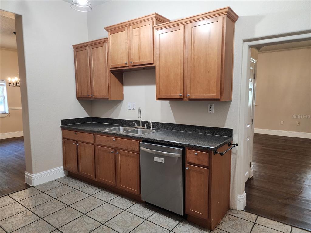 24247 Wolf Branch Road Sorrento, FL 32776 - Photo 18 of 67