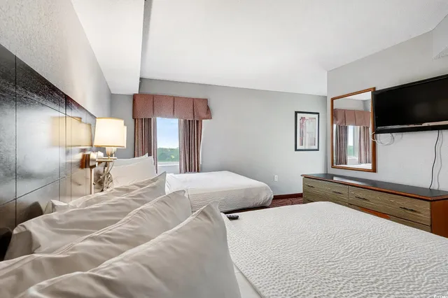 $159,000 | 504 North Ocean Boulevard, Unit 1502, Myrtle Beach, SC 29577