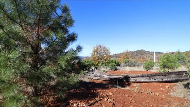 a view of swimming pool and lake view