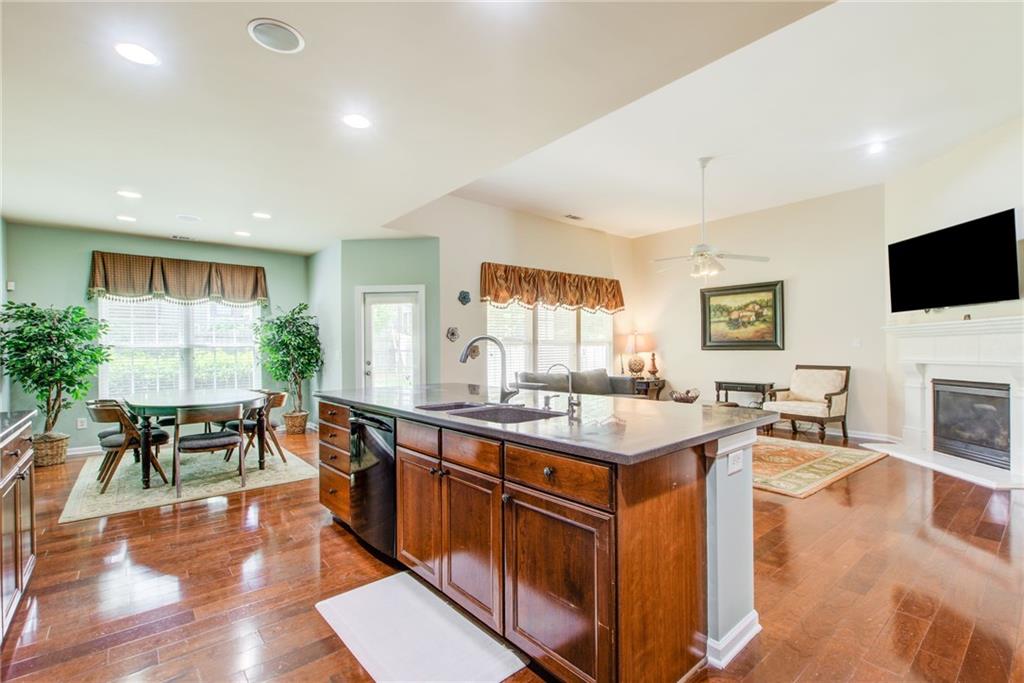 529 Olympic Way Acworth, GA 30102 - Photo 12 of 38
