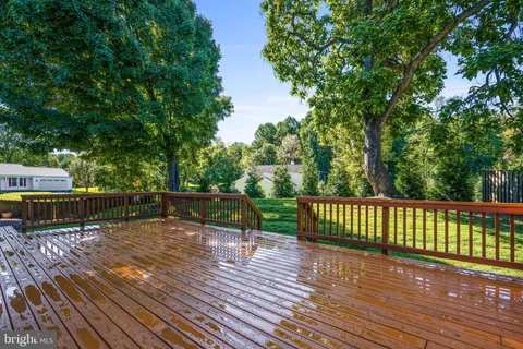 $880,000 | 6110 Green Cap Place, Fairfax, VA 22030