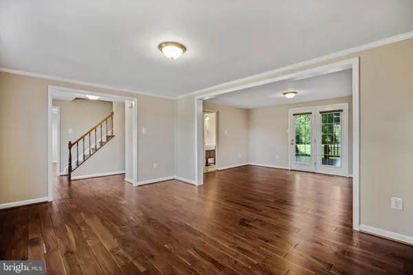 $880,000 | 6110 Green Cap Place, Fairfax, VA 22030