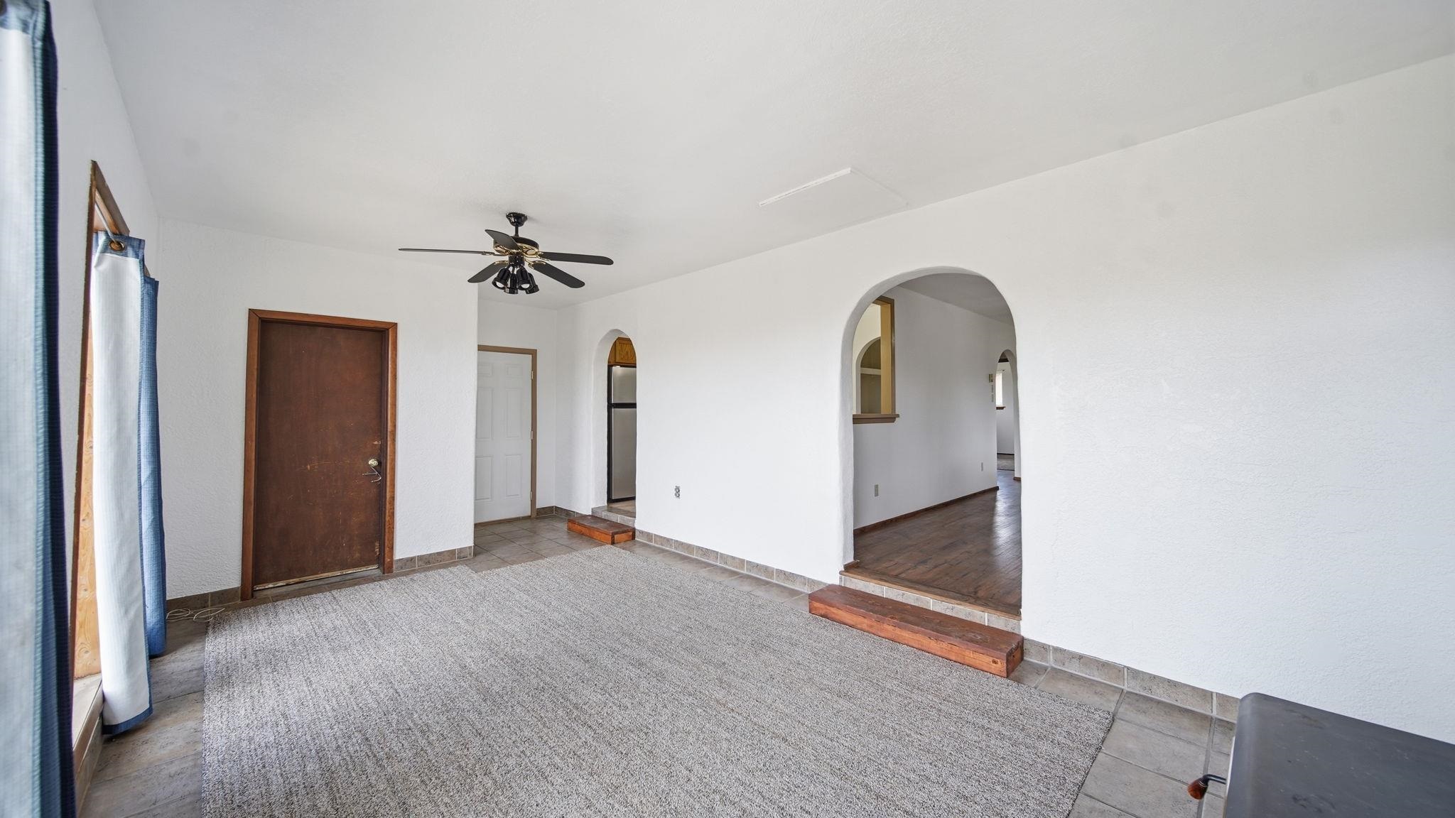 227 Herdner Road Taos, NM 87571 - Photo 5 of 35 Gallery Image 5