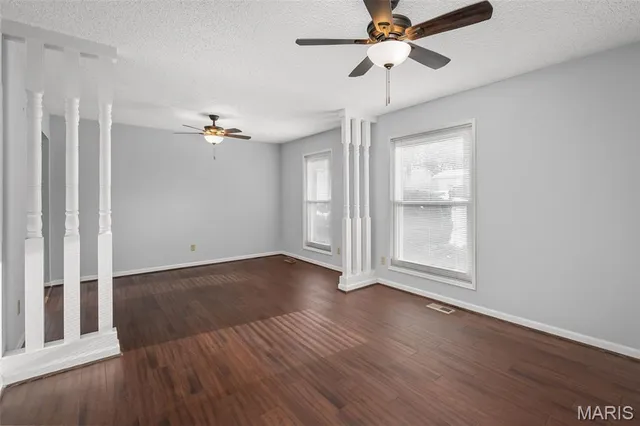 $299,900 | 4325 Tanglebrook Drive, Florissant, MO 63033