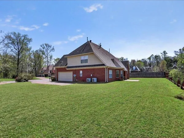 $414,000 | 911 Clair Cove, Hernando, MS 38632