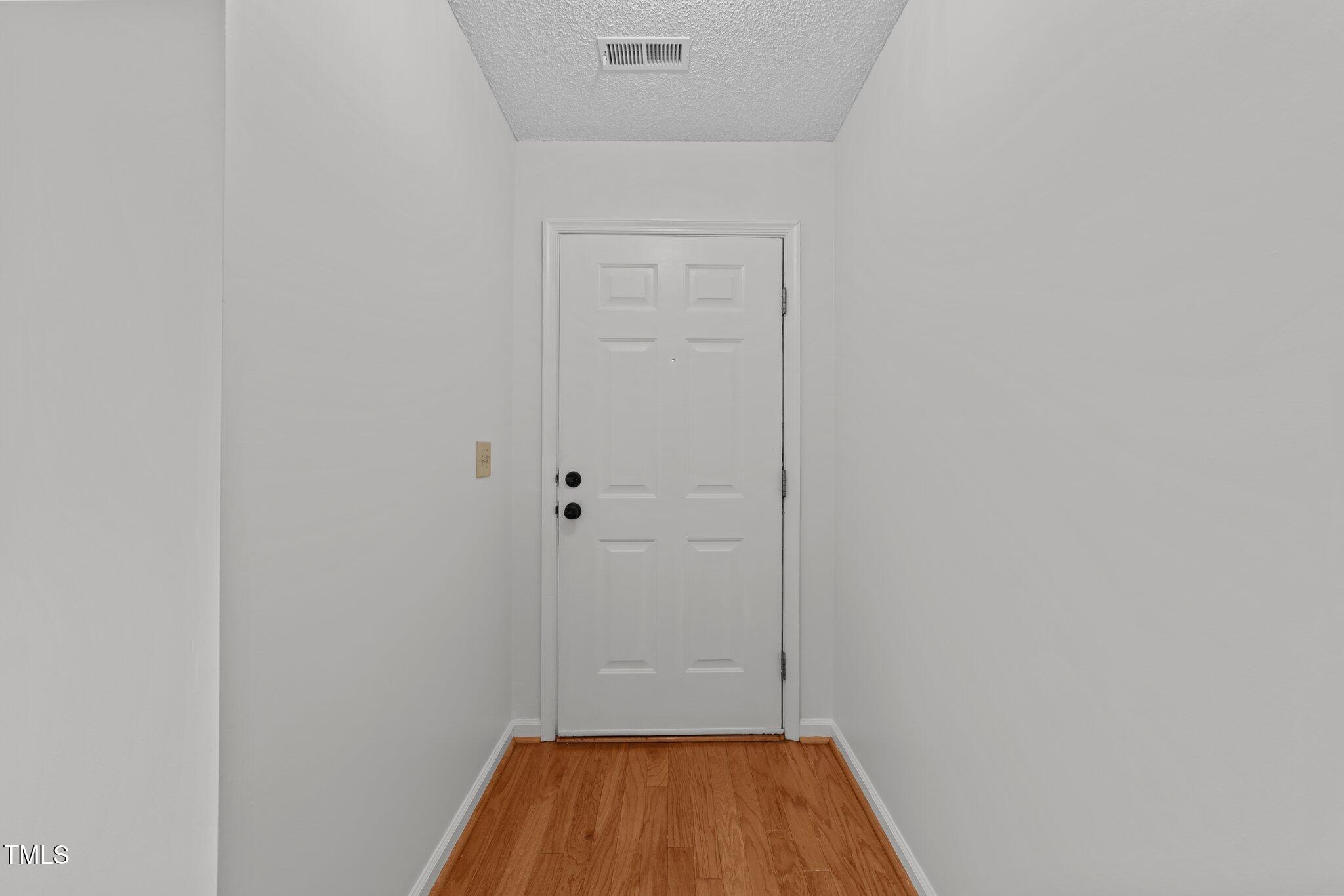 2652 Cottage Circle Raleigh, NC 27613 - Photo 5 of 35 front entryway