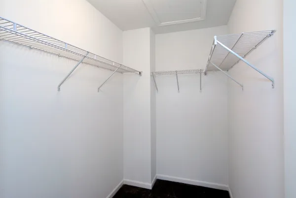 $3,500 | 309 Timberleaf Circle, Roselle, IL 60172