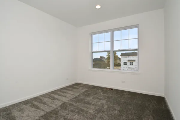 $3,500 | 309 Timberleaf Circle, Roselle, IL 60172