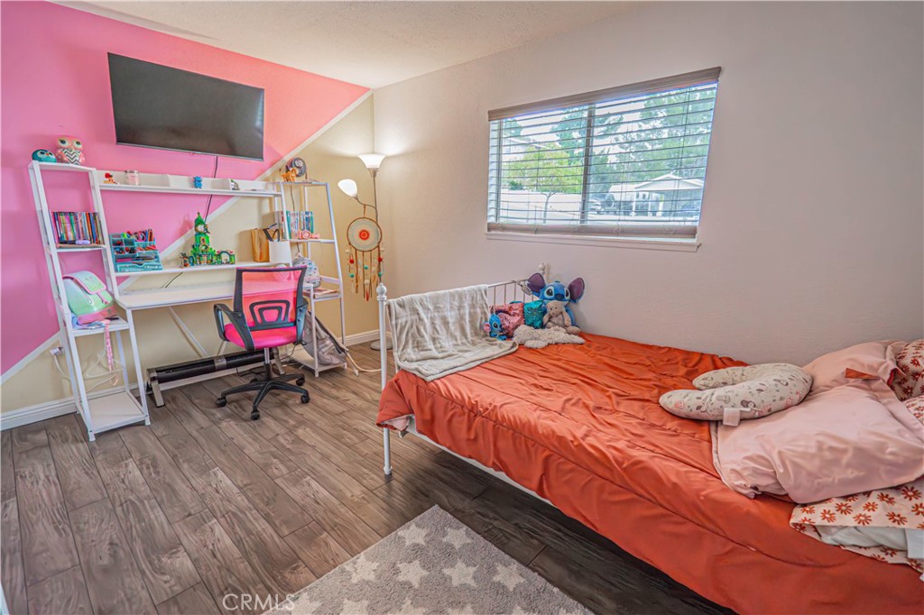 604 North Hudspeth Avenue Simi Valley, CA 93065 - Photo 24 of 60