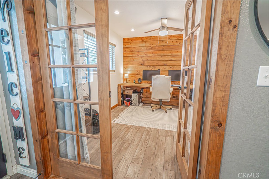 604 North Hudspeth Avenue Simi Valley, CA 93065 - Photo 28 of 60