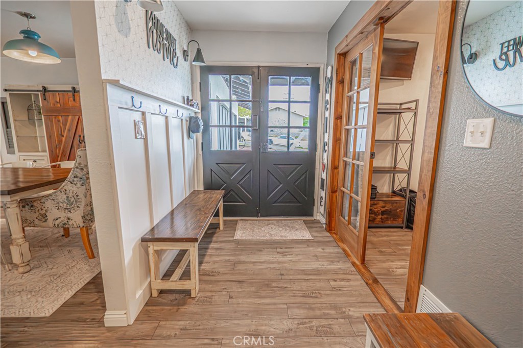 604 North Hudspeth Avenue Simi Valley, CA 93065 - Photo 3 of 60