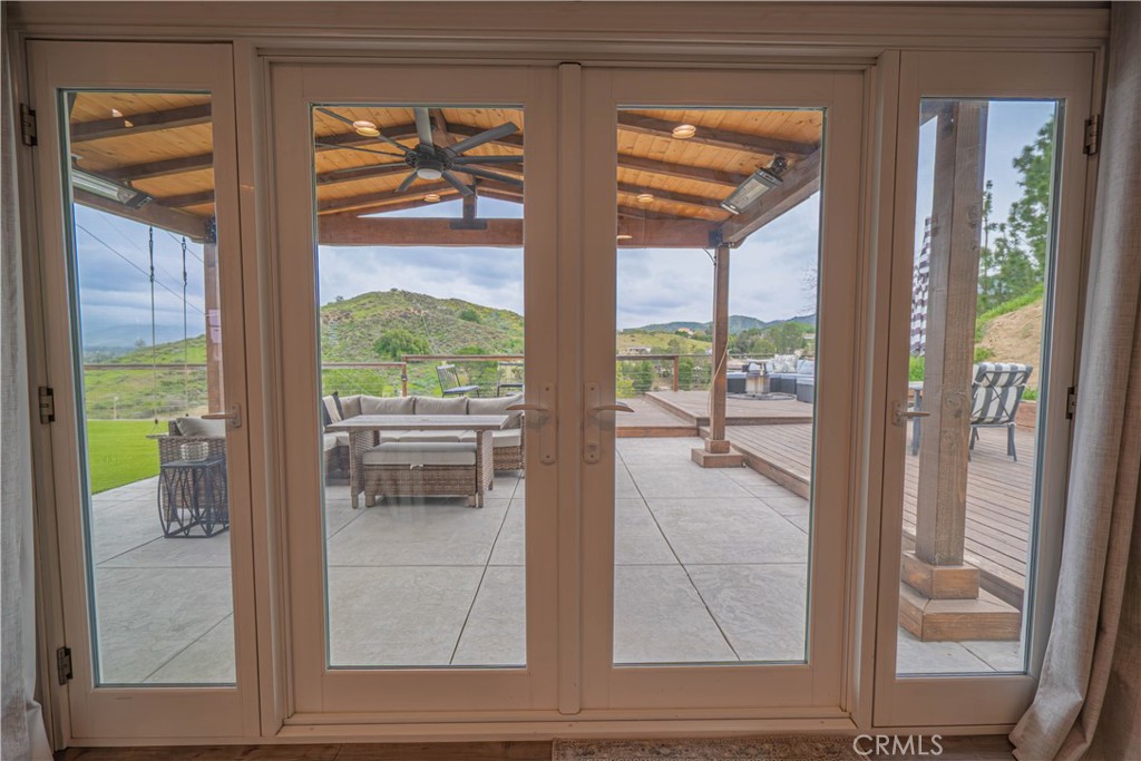 604 North Hudspeth Avenue Simi Valley, CA 93065 - Photo 37 of 60