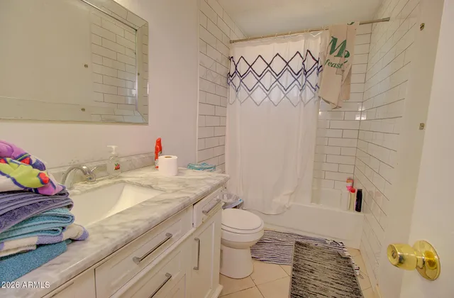 $275,000 | 1114 North La Siesta Drive, Eloy, AZ 85131