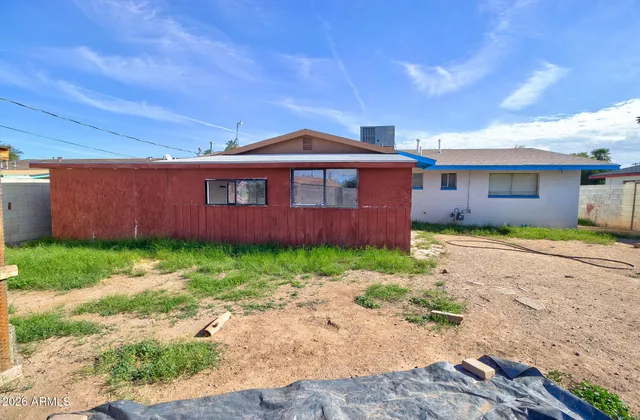 $275,000 | 1114 North La Siesta Drive, Eloy, AZ 85131