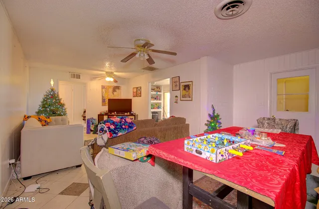 $275,000 | 1114 North La Siesta Drive, Eloy, AZ 85131