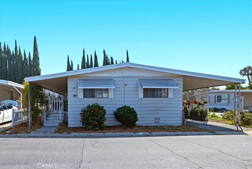 300 North Rampart Street, Unit 107 Orange, CA 92868 - Photo 2 of 27