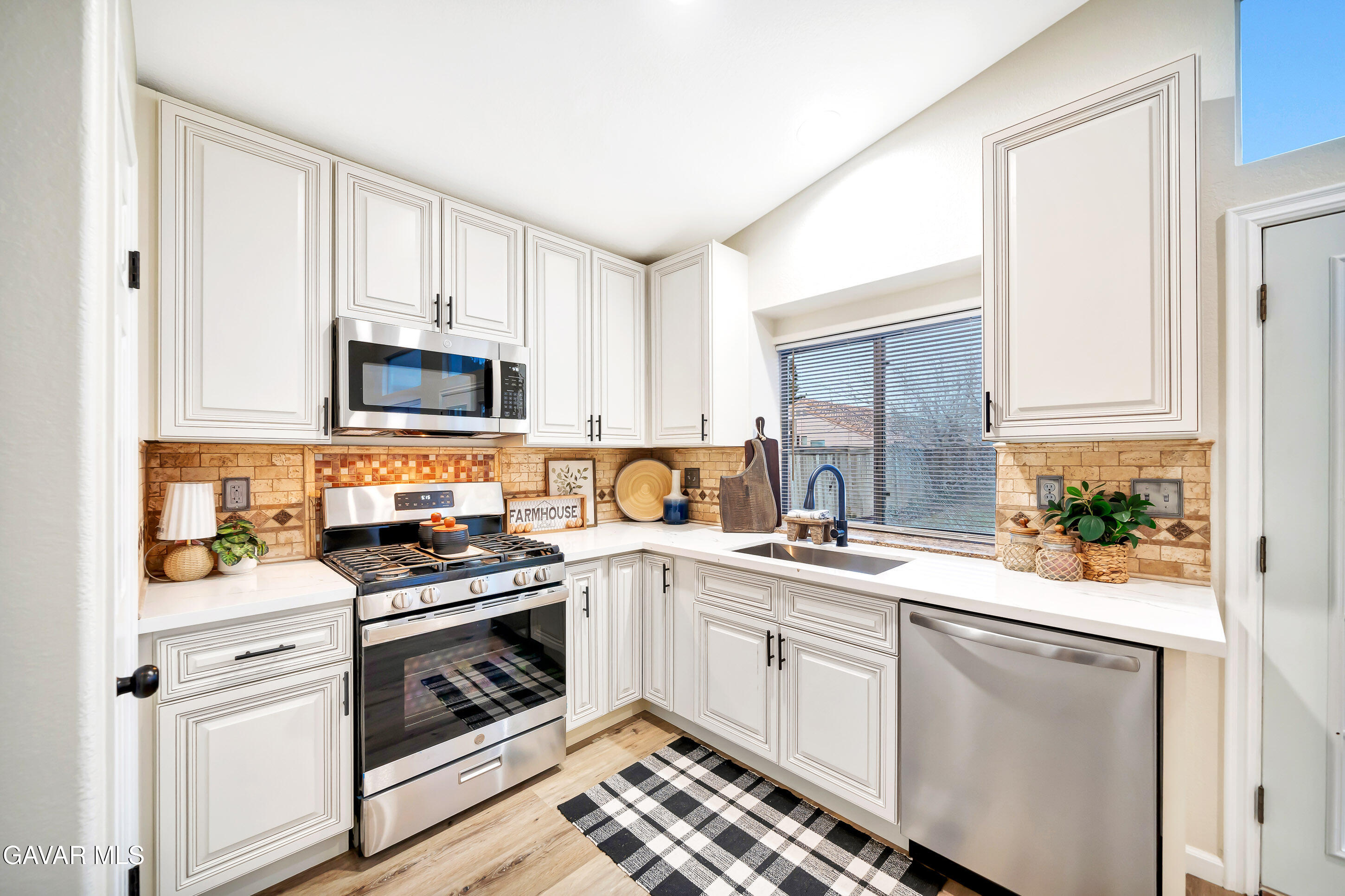 36634 Sulphur Springs Road Palmdale, CA 93552 - Photo 20 of 56 SkyFilm_ 19