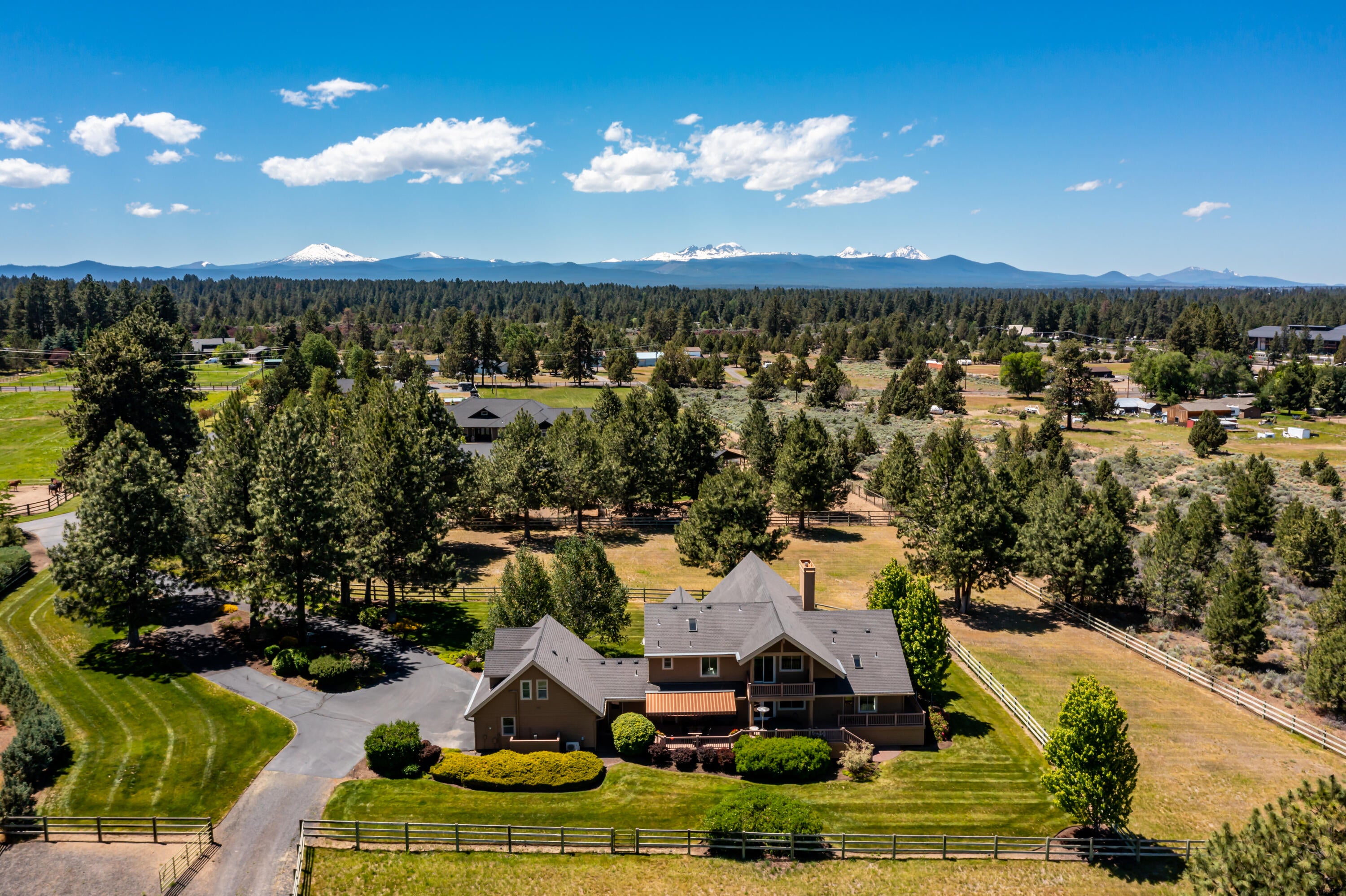 60696 Tekampe Road Bend, OR 97702 - Photo 3 of 61 Aerial view from east to west