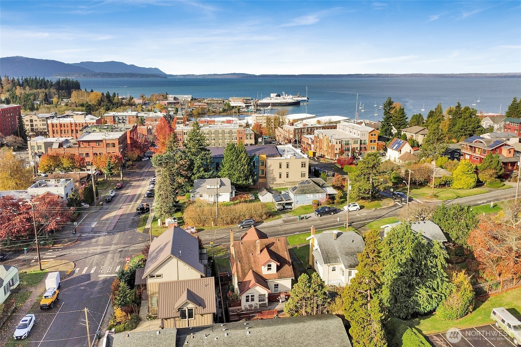 1211 14th Street Bellingham, WA 98225 - Photo 36 of 38 a view of city and ocean