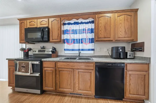 $299,900 | 1550 North 290 West, Angola, IN 46703