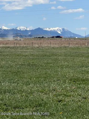 $232,000 | Lot 11 Pinky Winky Drive Road, Etna, WY 83118