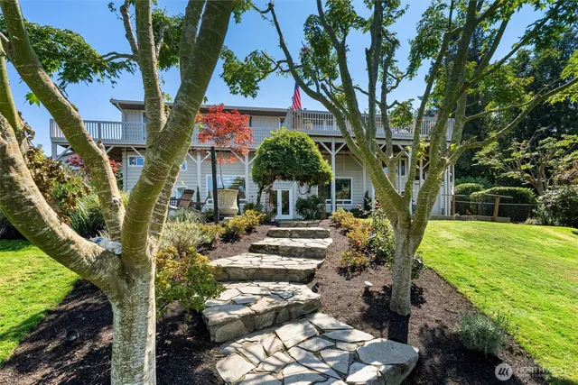 $1,749,000 | 5152 Sound Avenue, Everett, WA 98203