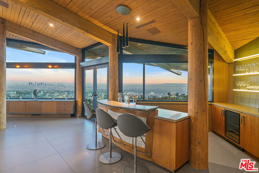 7000 Macapa Drive Los Angeles, CA 90068 - Photo 13 of 54