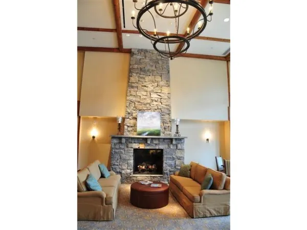 $270,000 | 7412 Mountain Road, Unit 404, Stowe, VT 05672