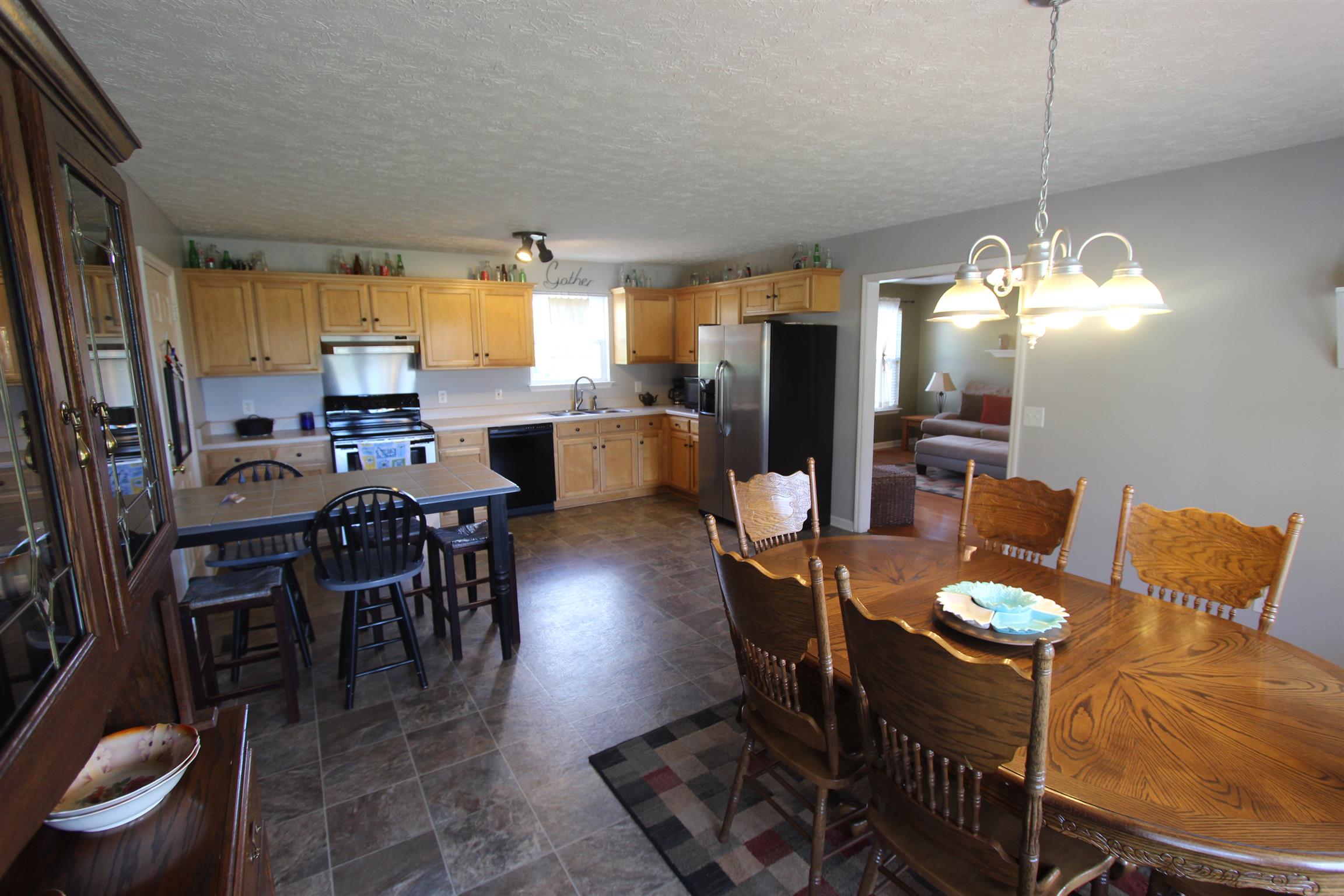 2175 Belotes Ferry Road Lebanon, TN 37087 - Photo 7 of 30 Large eat in kitchen