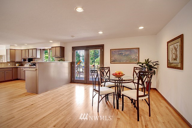 723 Caspers Street Edmonds, WA 98020 - Photo 7 of 21 Gallery Image 7