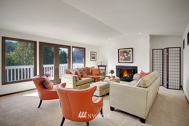 723 Caspers Street Edmonds, WA 98020 - Photo 9 of 21 Gallery Image 9