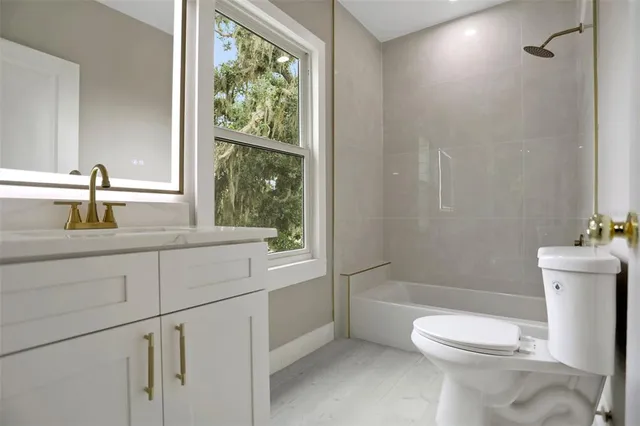 a front view of house with yard