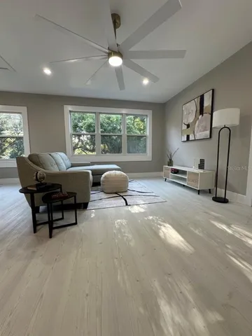 $650,000 | 731 South Missouri Avenue, Lakeland, FL 33815